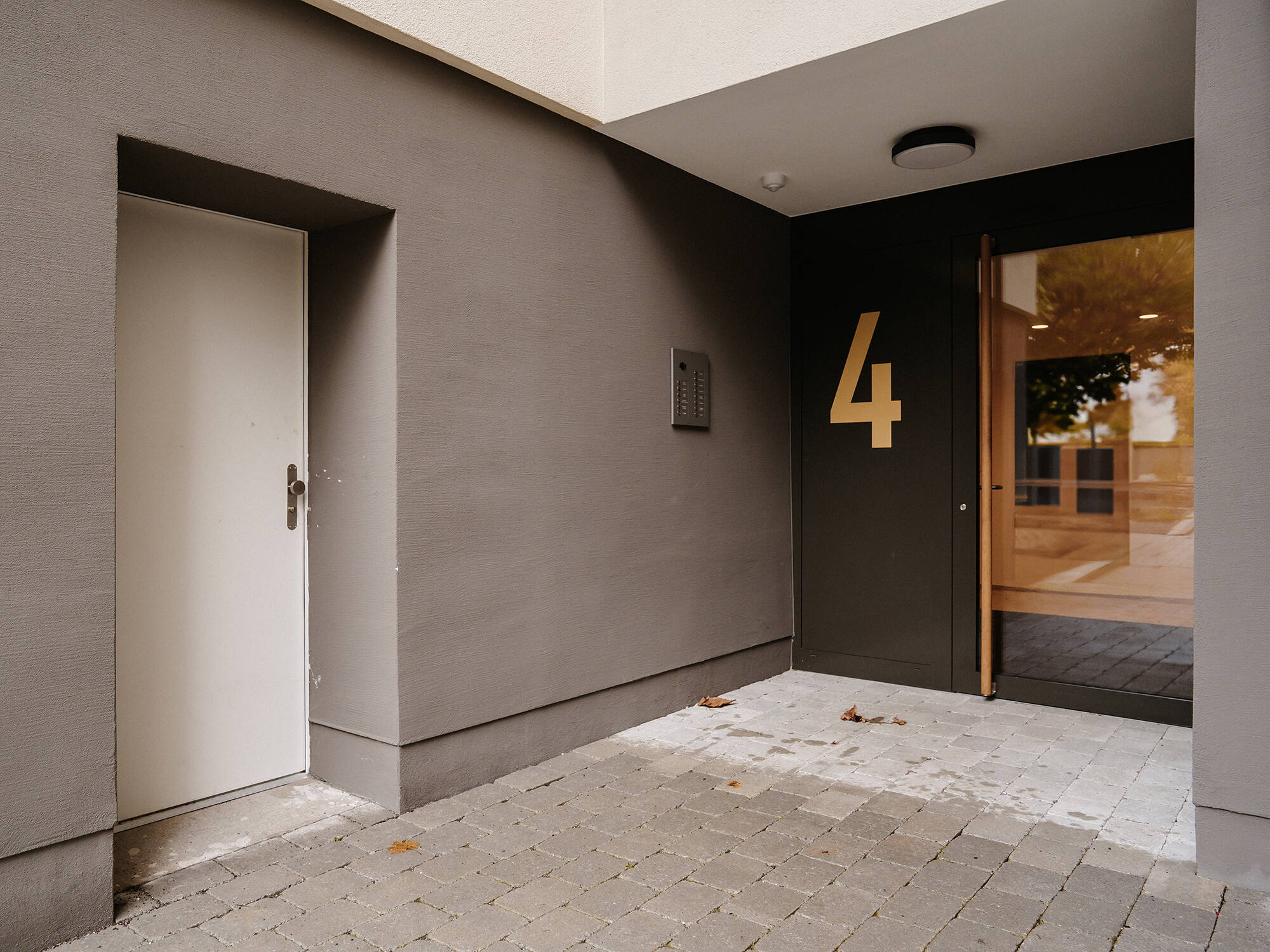 Zoom: MFH Luzern – W Werk Türen & Räume